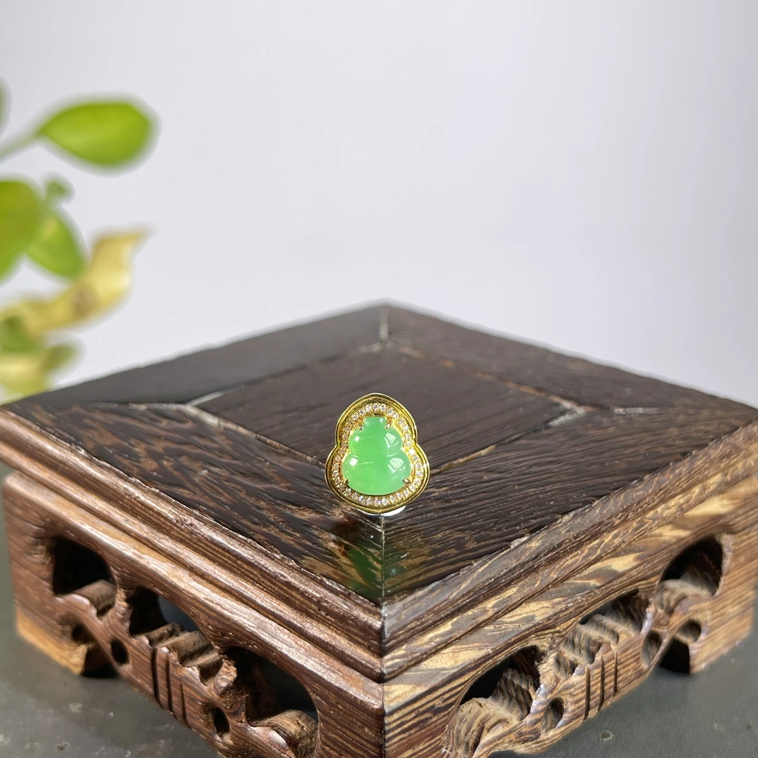 JXZC10-154 天然缅甸A货翡翠 18K含钻镶嵌葫芦