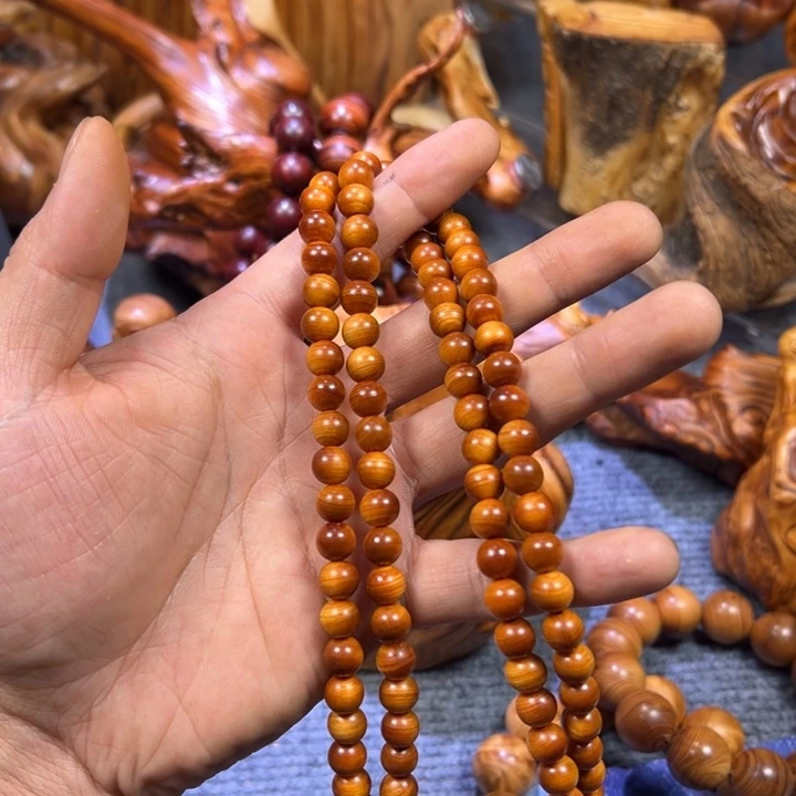 用***2柏木（崖柏）陈化老料手串把件