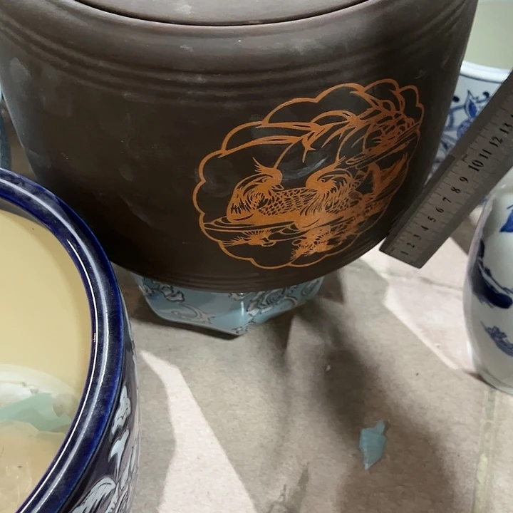 瓷片瑕。。。。。。。。。。。。。。