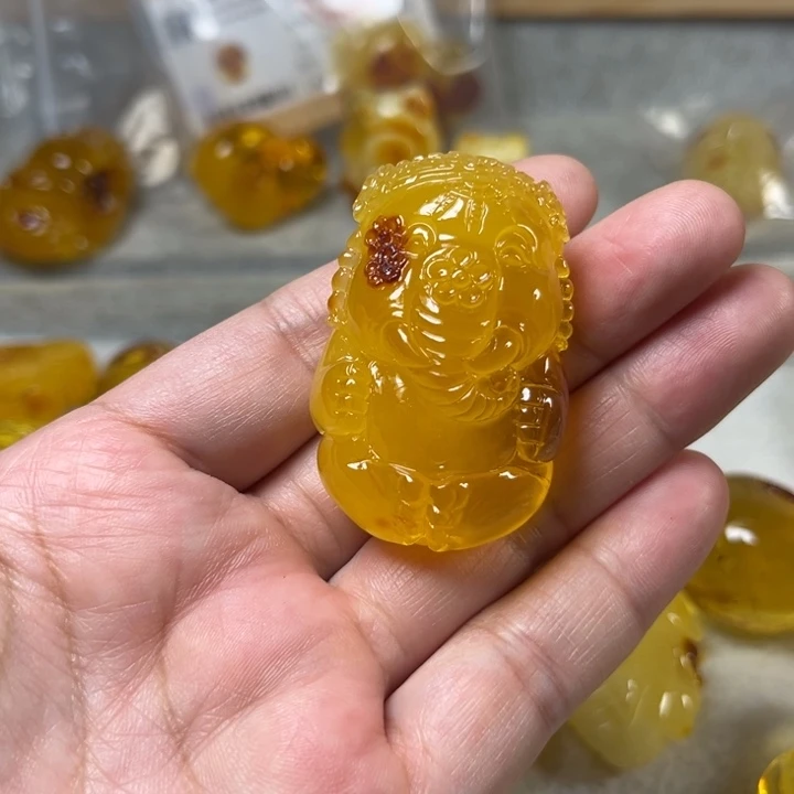 琥珀颈饰未镶嵌琥珀蜜蜡