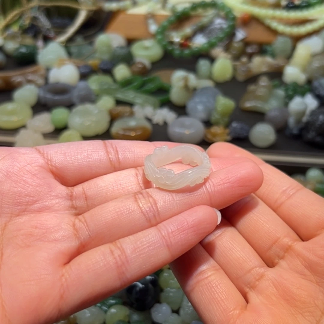 未镶嵌和田玉珠宝半成品