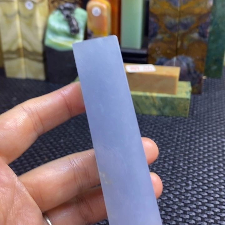 广东石沧**云青田石印章石