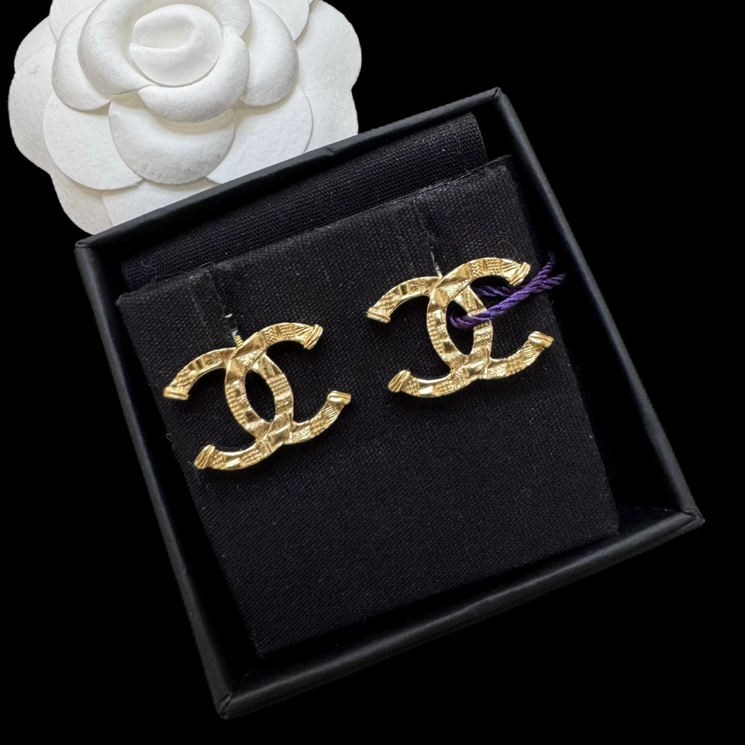 95新 Chanel/香奈儿 Chanel23A金色大双c耳钉 2504016