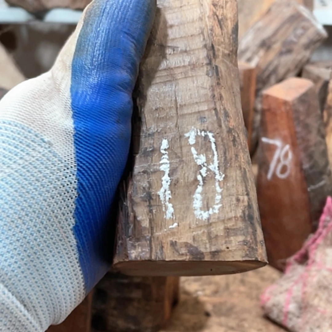 【闪购商品】交趾黄檀（大红酸枝）用****8