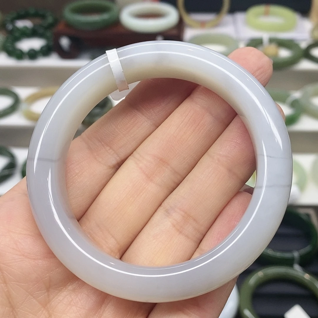 【闪购商品】和田玉手镯未镶嵌