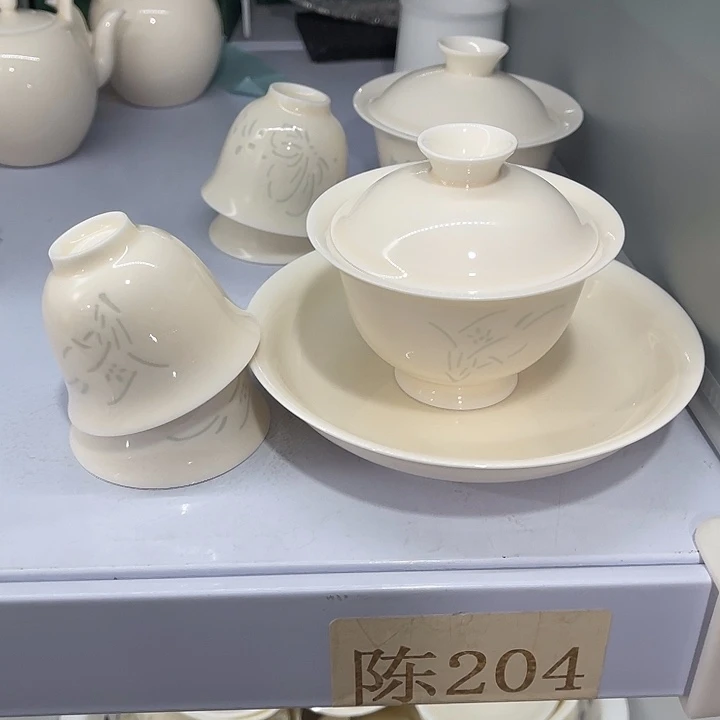 福利待遇多多哦哦哦