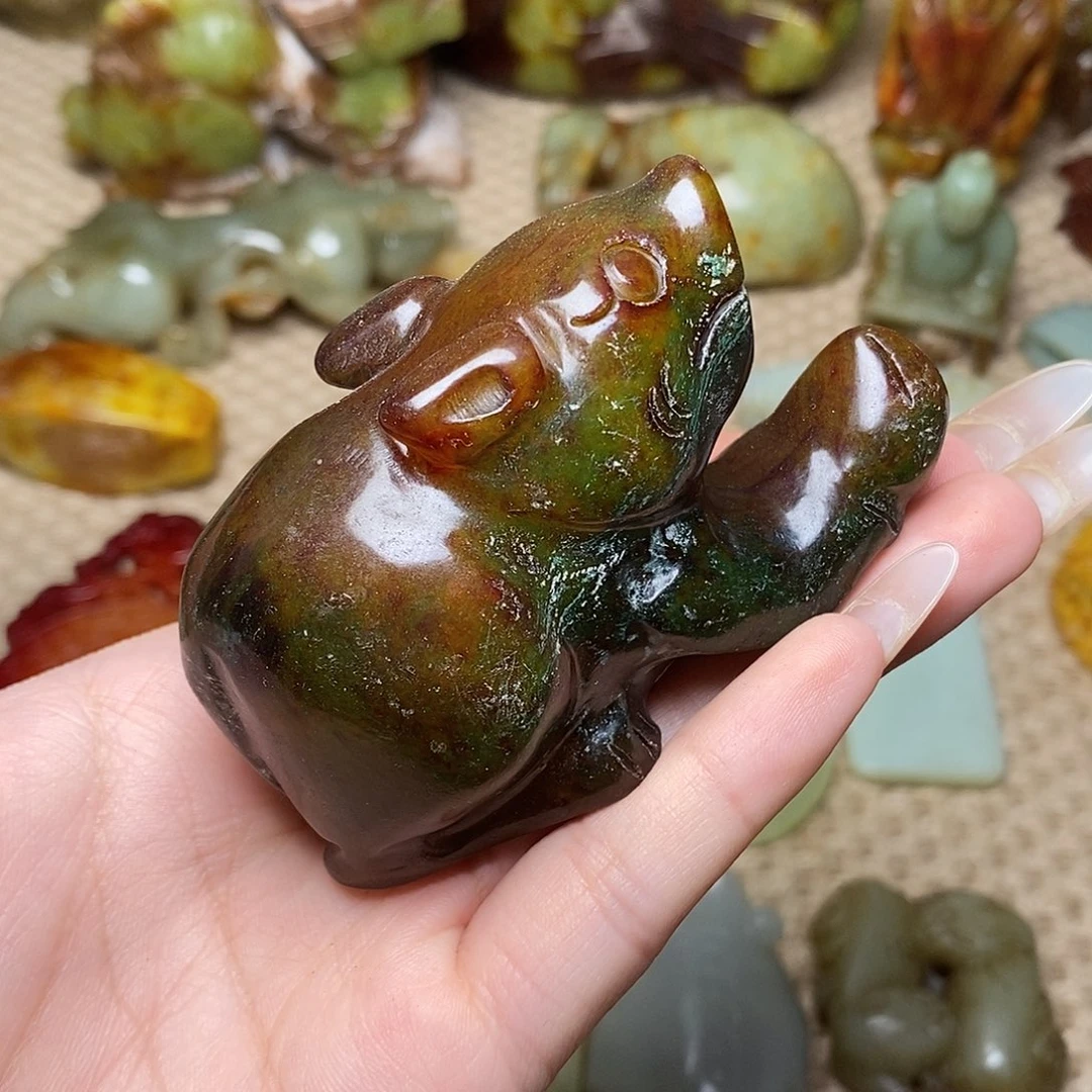 未镶嵌蛇纹石玉颈饰