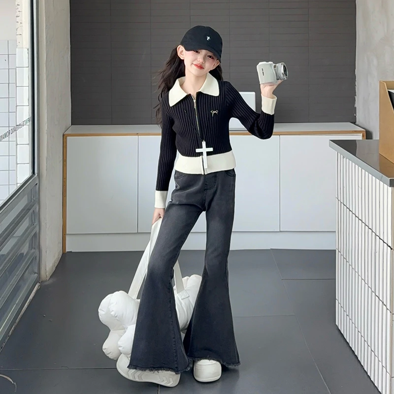 女童套装时尚拼色翻领针织开衫百搭毛边牛仔裤喇叭裤两件套2025秋
