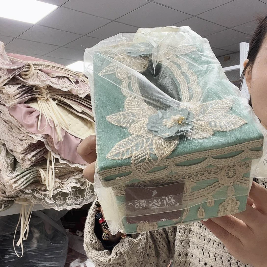 雪尼尔啦咯啦咯啦咯啦咯啦