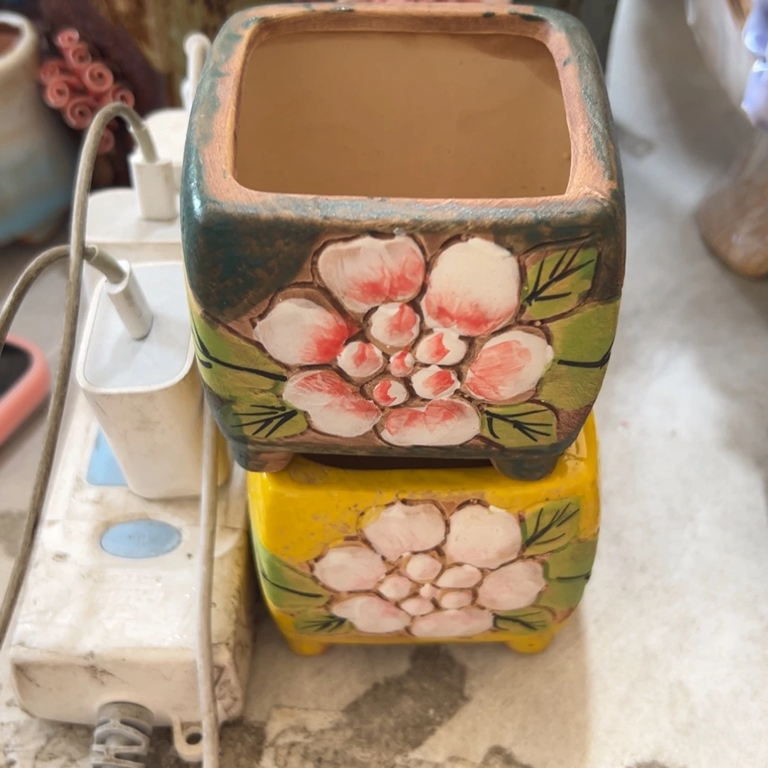 花盆，满20发货，爱退款拉黑