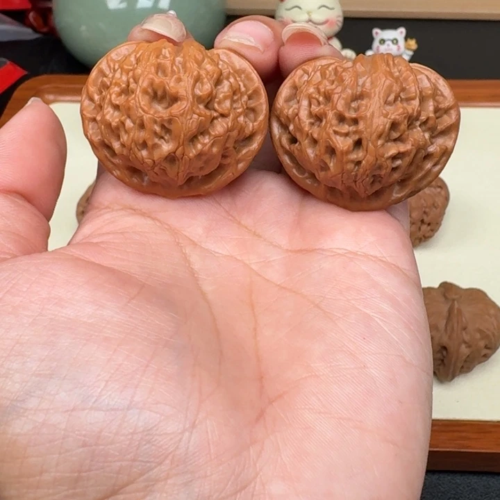 文玩核桃把件全品宫灯40