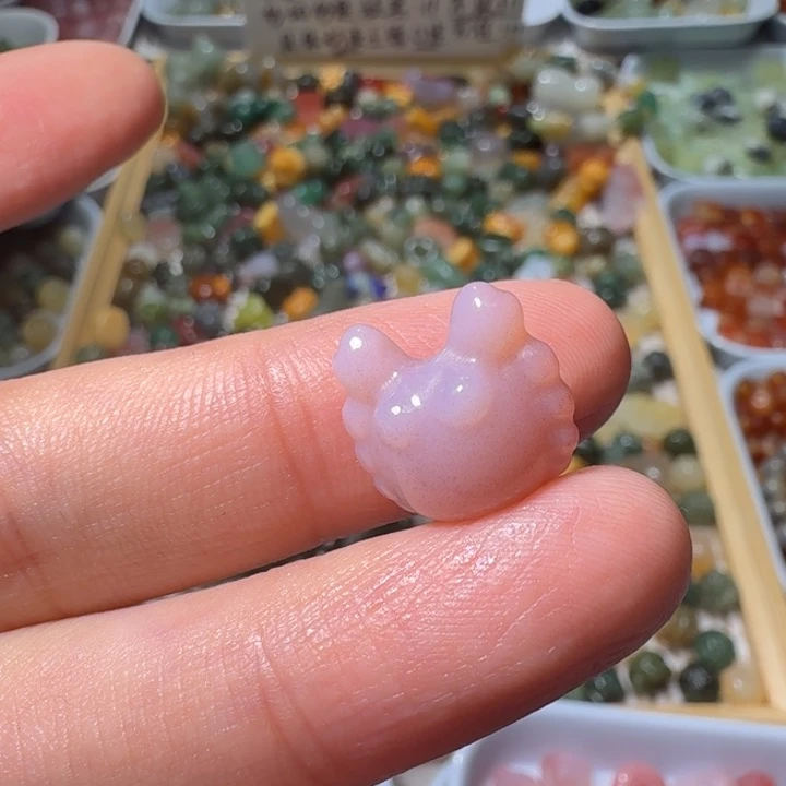 和田玉未镶嵌珠宝半成品