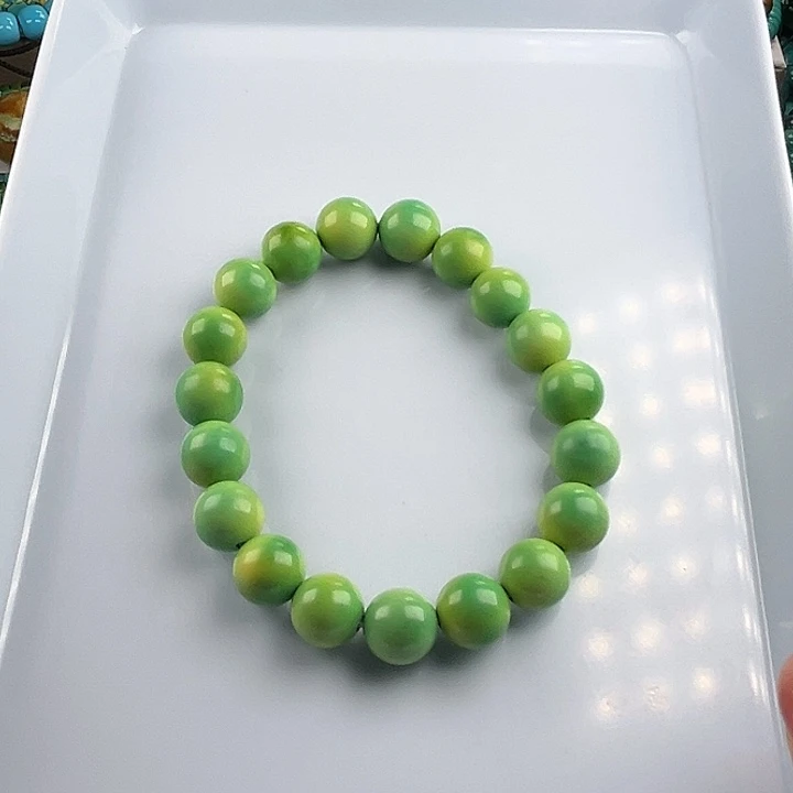 卡10菜籽绿圆珠手串