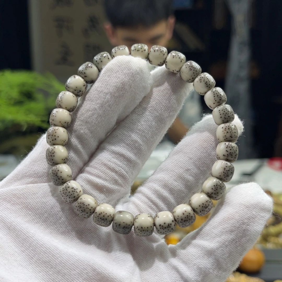 手串星月菩提绿背河豚A11