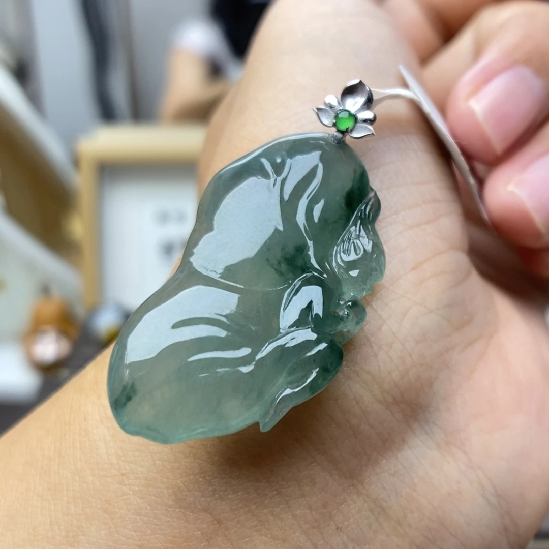 【闪购商品】颈饰18K金镶嵌翡翠34
