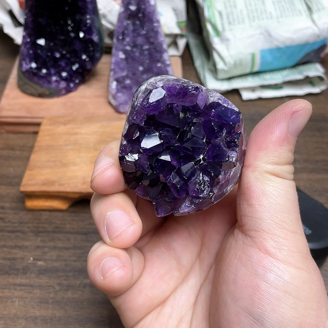 紫晶大型摆件（非配饰）未镶嵌