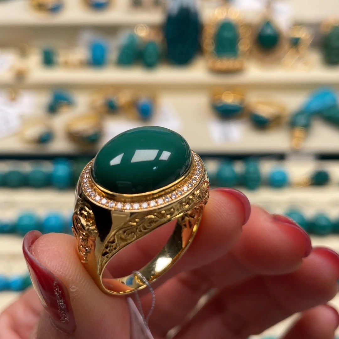 18K金镶嵌绿松石珠宝奇石戒指