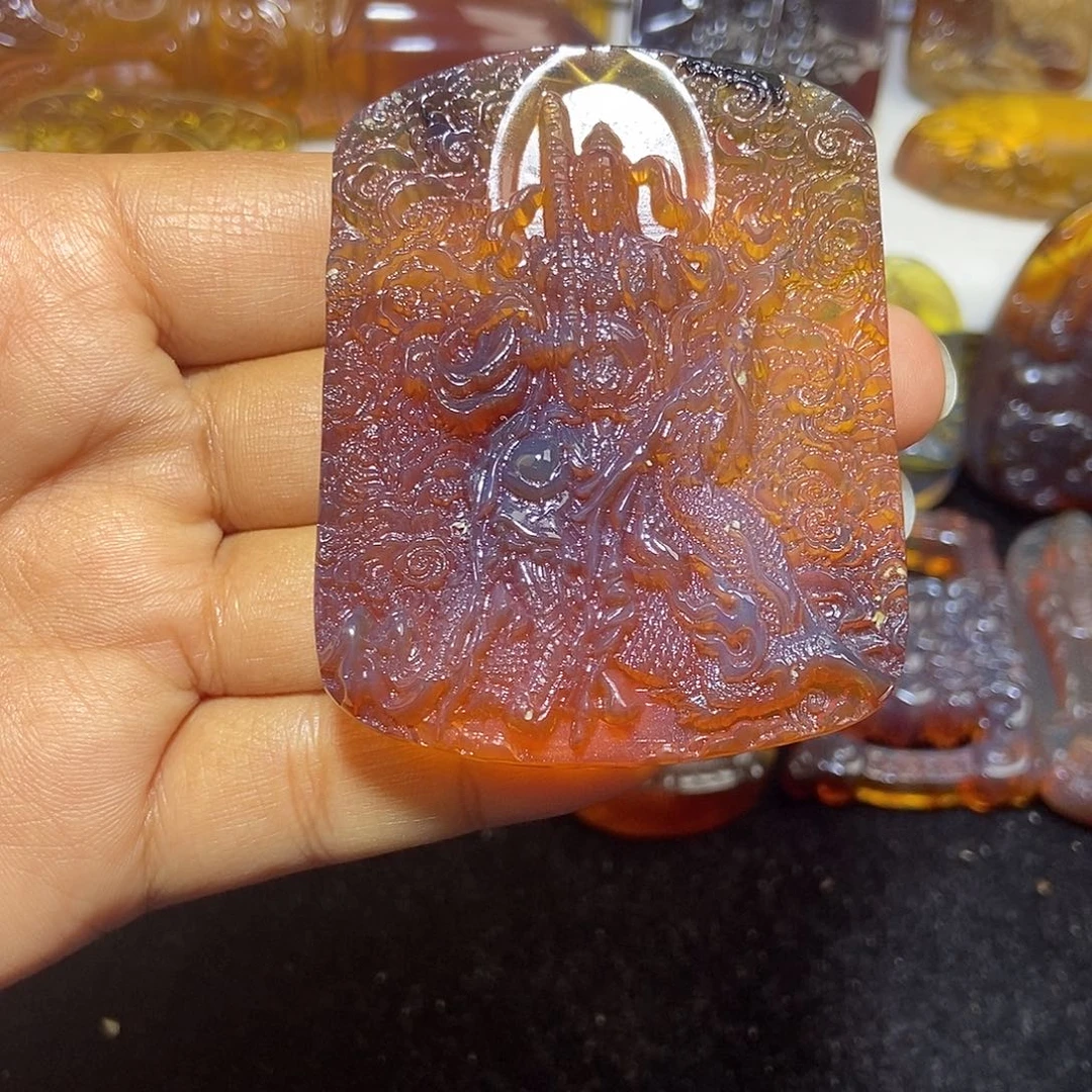 琥珀未镶嵌颈饰缅甸天然琥珀吊坠