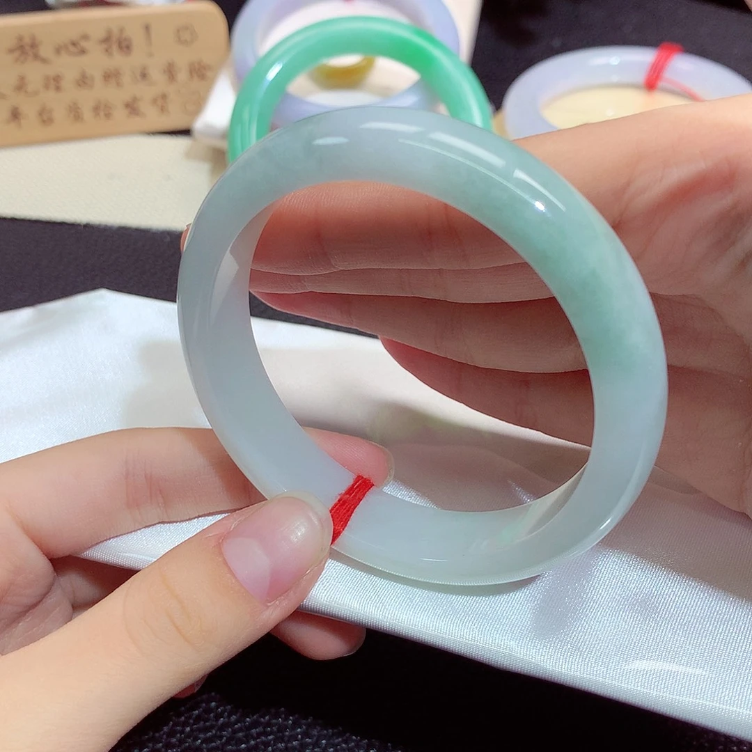 翡翠未镶嵌手镯774