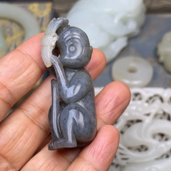 玄***奘和田玉未镶嵌颈饰