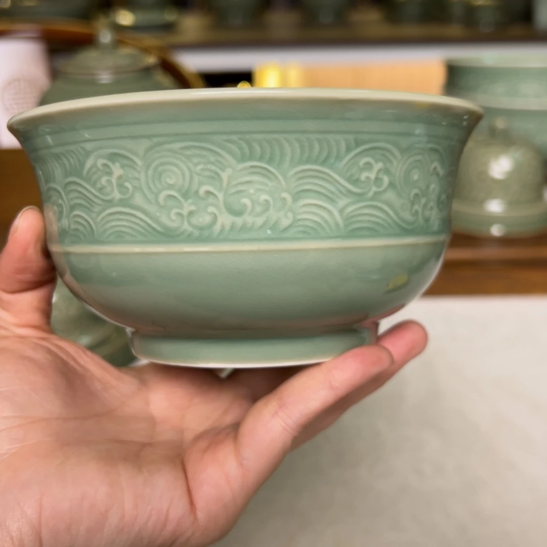 碗青釉海浪纹折腰5.5寸碗