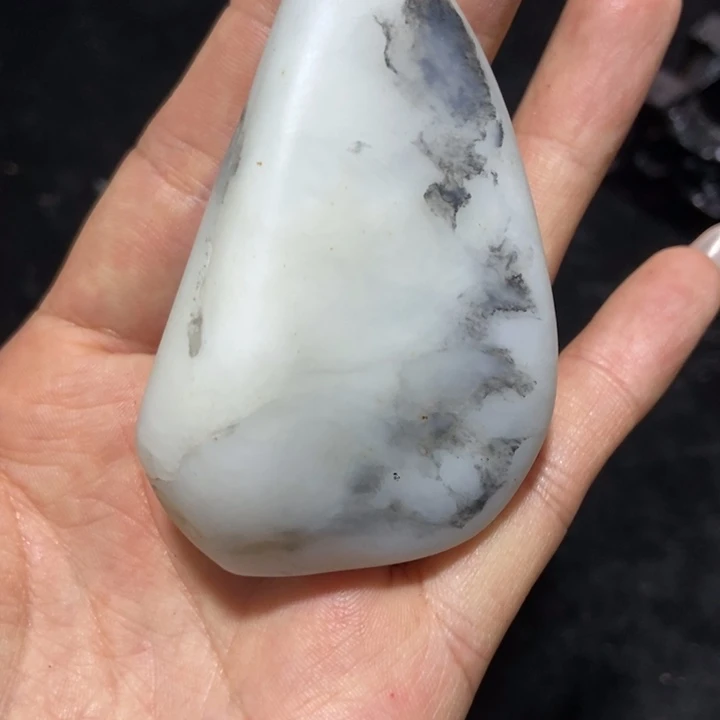 玉***铭和田玉（糖玉）未镶嵌挂件