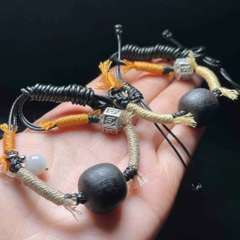 【小魏总珠宝】降真香项链（16×15mm）【多样性发一】