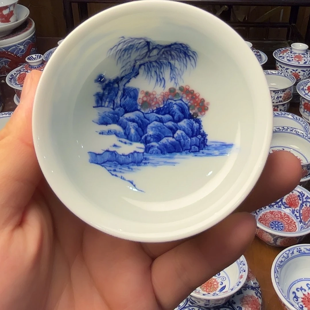 青花釉里红山水炉式杯活动款