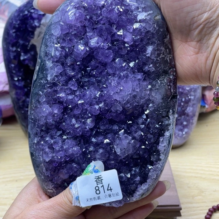 未镶嵌水晶大型摆件（非配饰）