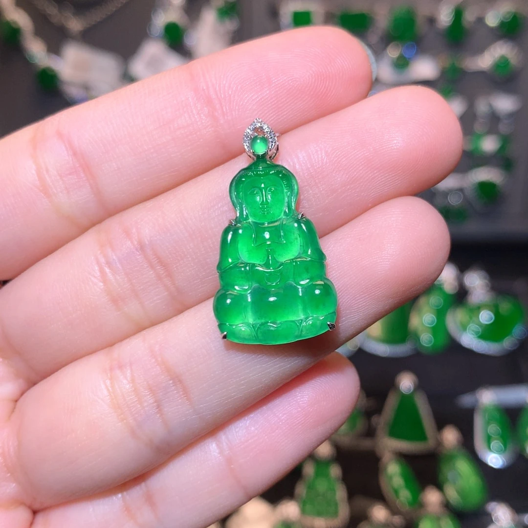 翡翠颈饰18K金镶嵌观音