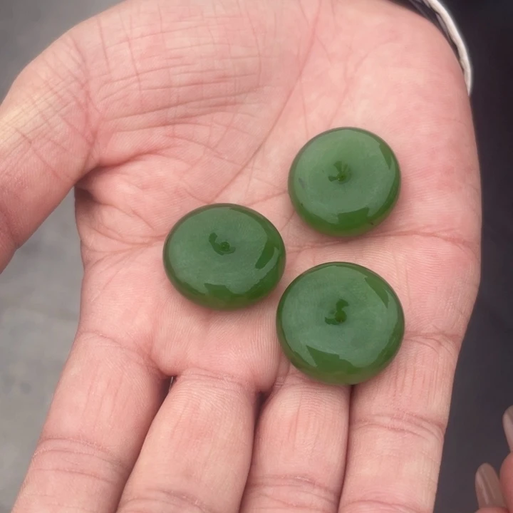 和田玉未镶嵌颈饰多样性发货，发其一