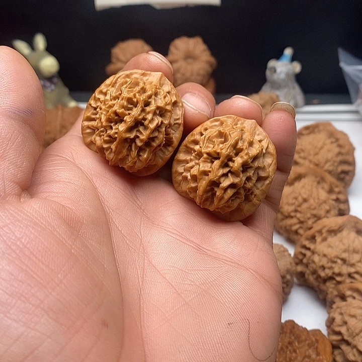 ****文玩核桃吊坠全品秦闷33.顺丰到付