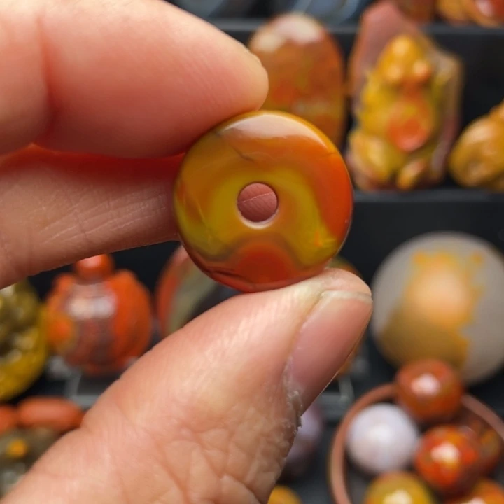 玛瑙/玉髓未镶嵌颈饰