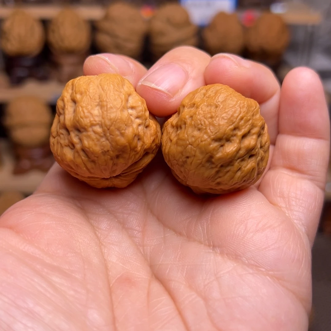 文玩核桃把件49w小玉蟾33尺