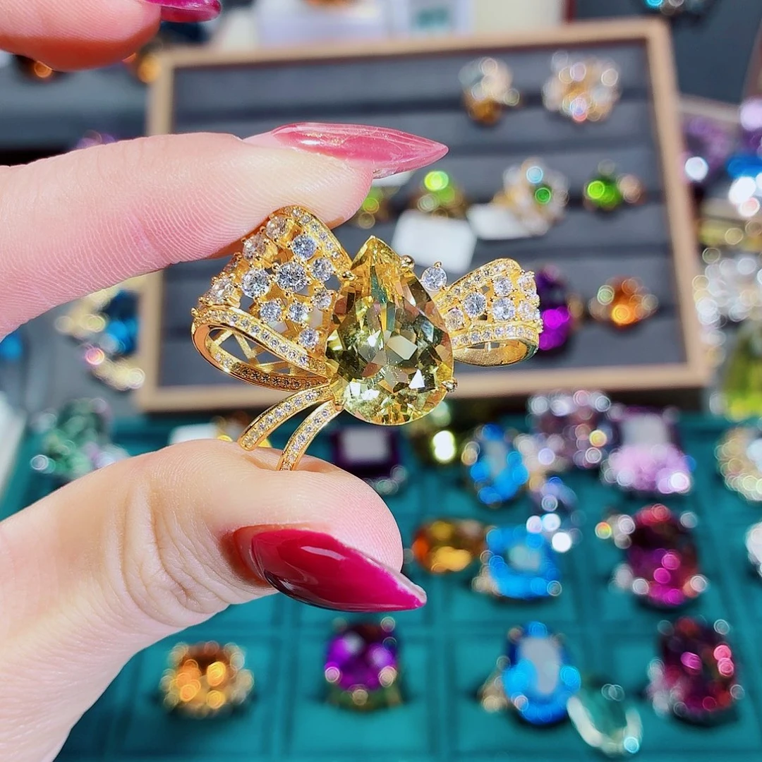 ****咩戒指9K金镶嵌绿柱石戒指