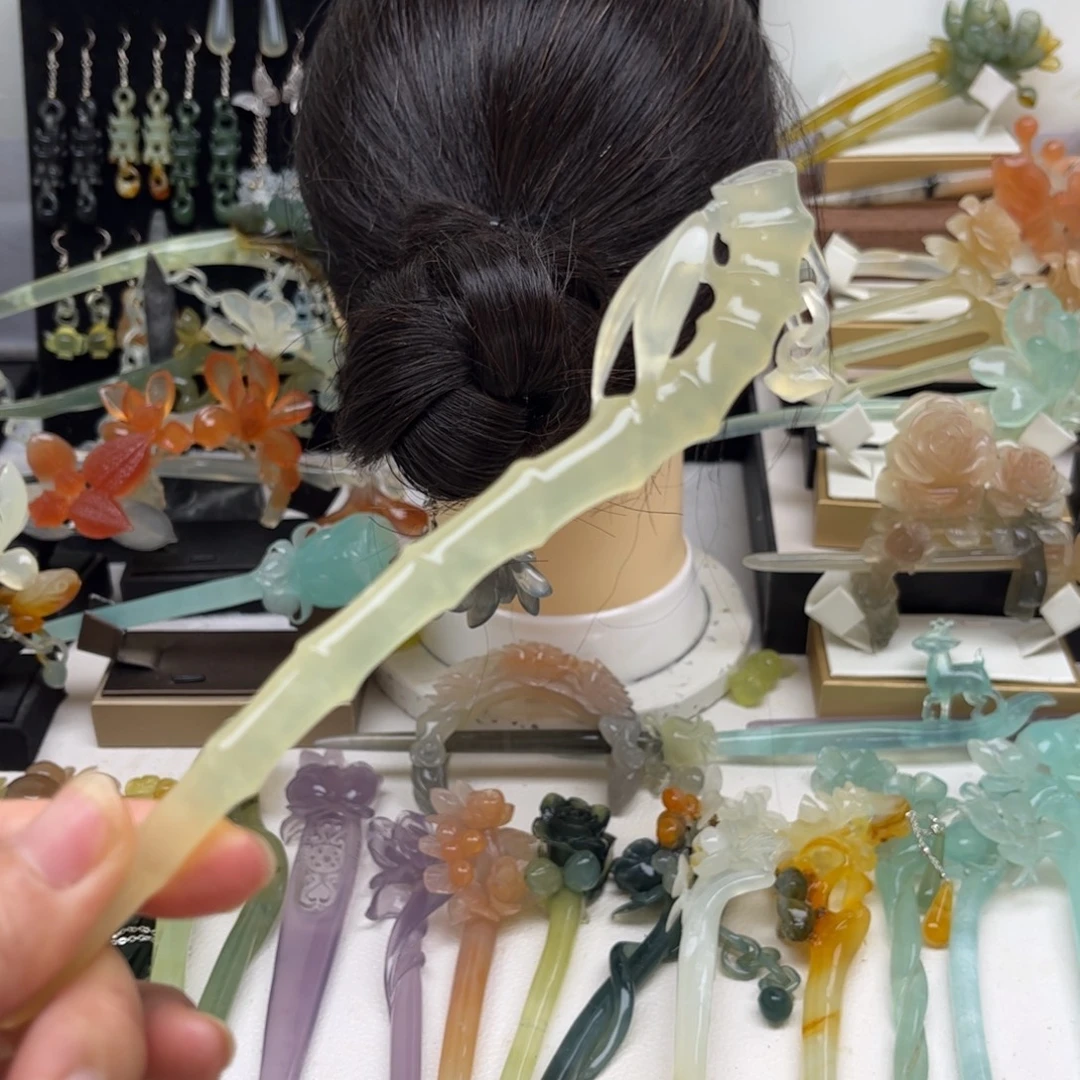 蛇纹石玉合金发簪