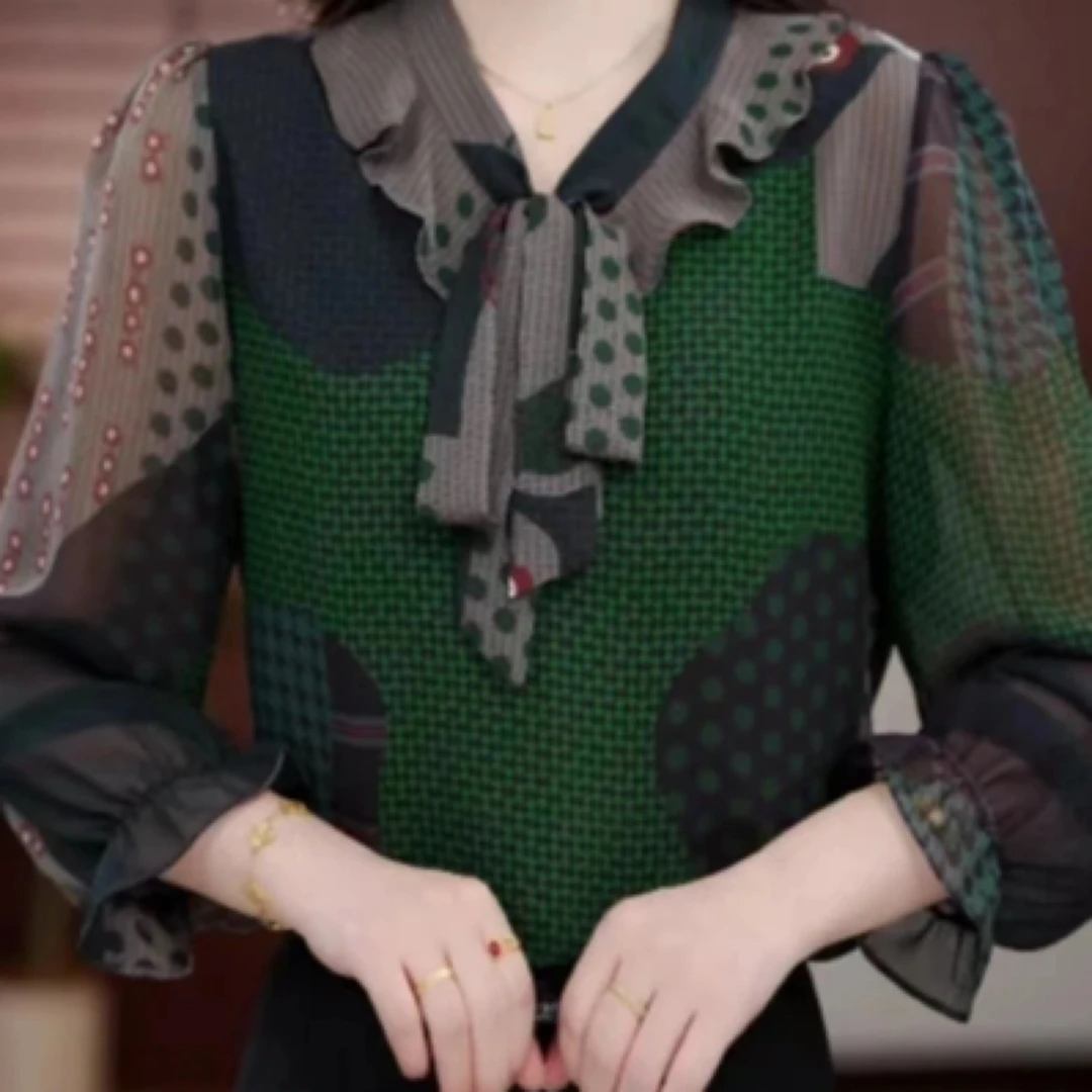 2025气质v领小衫套头衬衫时髦长袖上衣打底衫