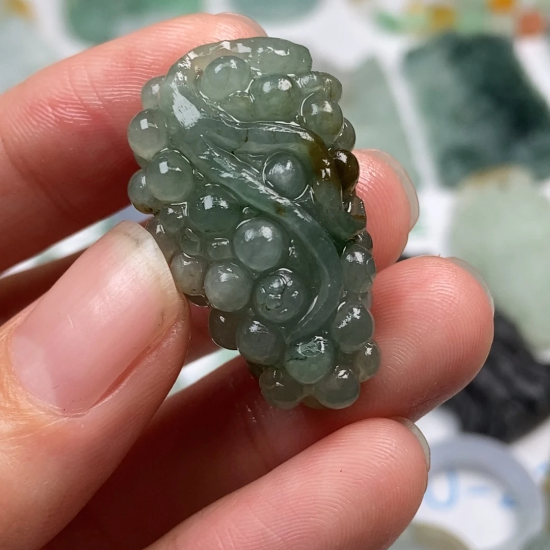 定制翡翠未镶嵌翡翠