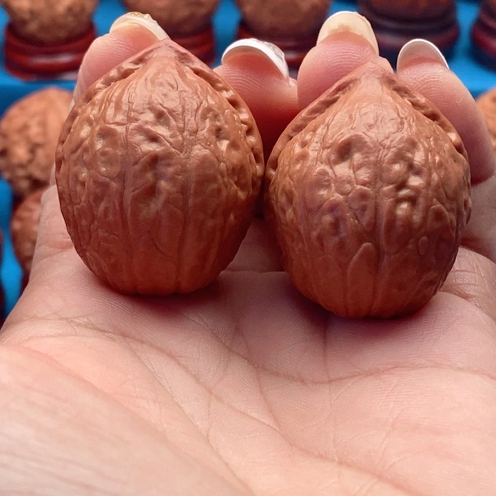 核桃精品文玩核桃手捻赤龙