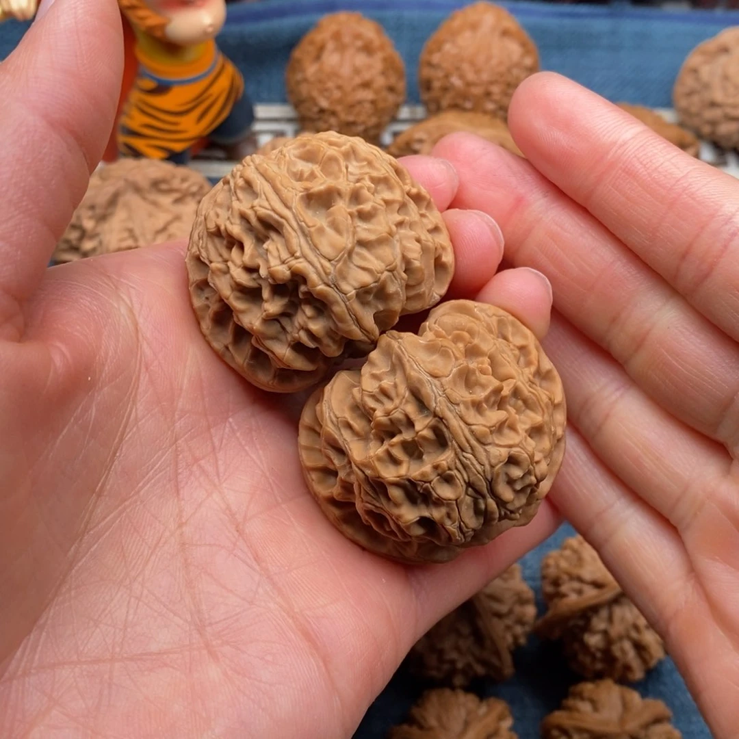 文玩核桃把件42全品毕业苹果