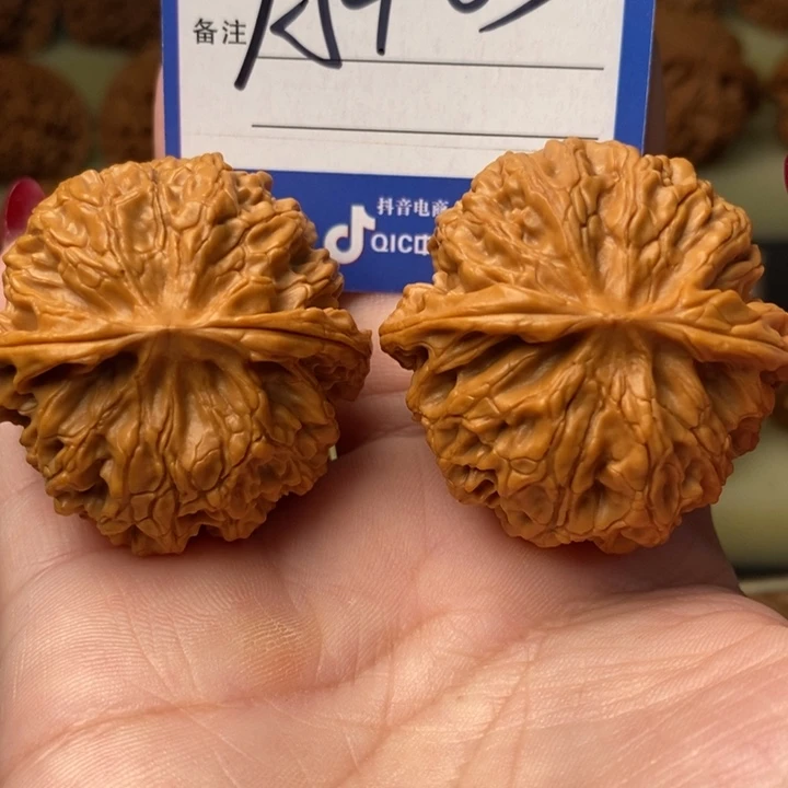 y***g桃核把件全品大苹果