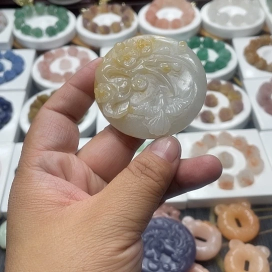 石英质玉（非洲翠）合金手串