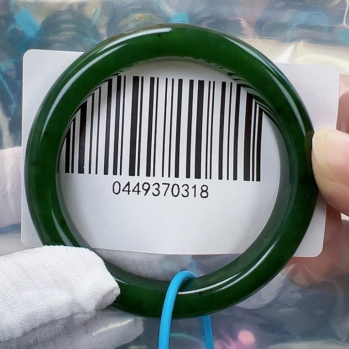 和田玉未镶嵌手镯包容5556