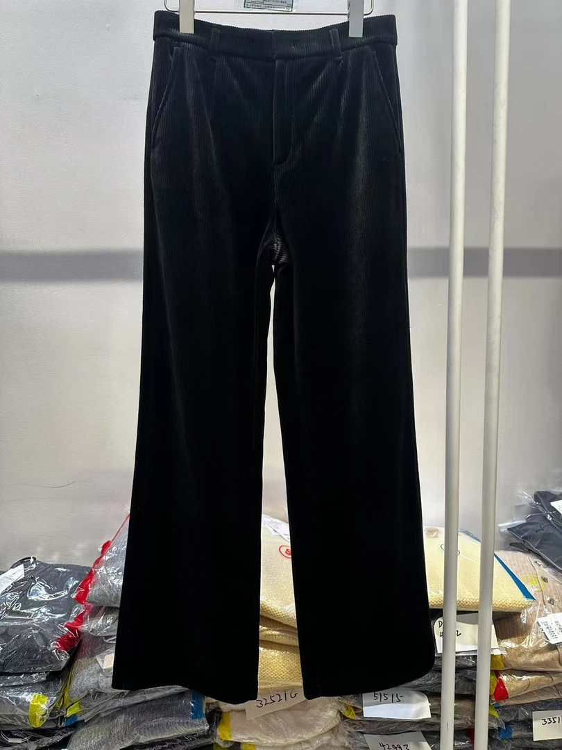 伊家24冬黑色休闲裤