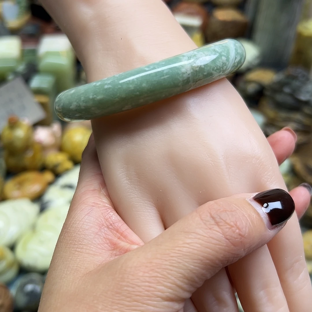 岫玉未镶嵌颈饰翠花料奶蓝色60