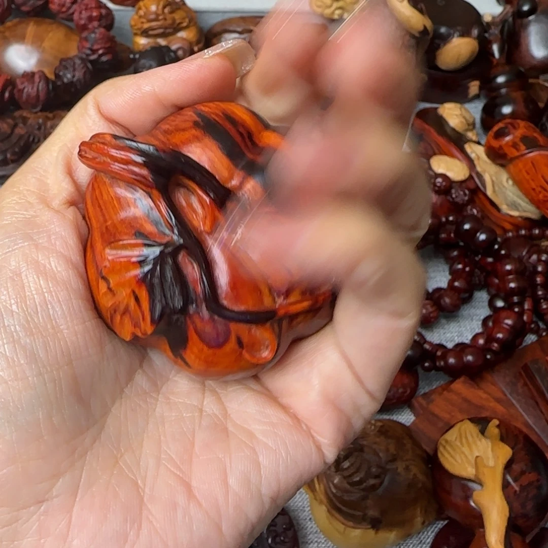 唐***芦木小叶紫檀雕刻手把补差
