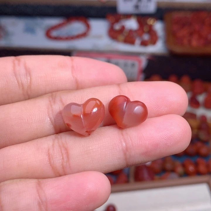 恩***滢南红玛瑙未镶嵌南红小屁桃