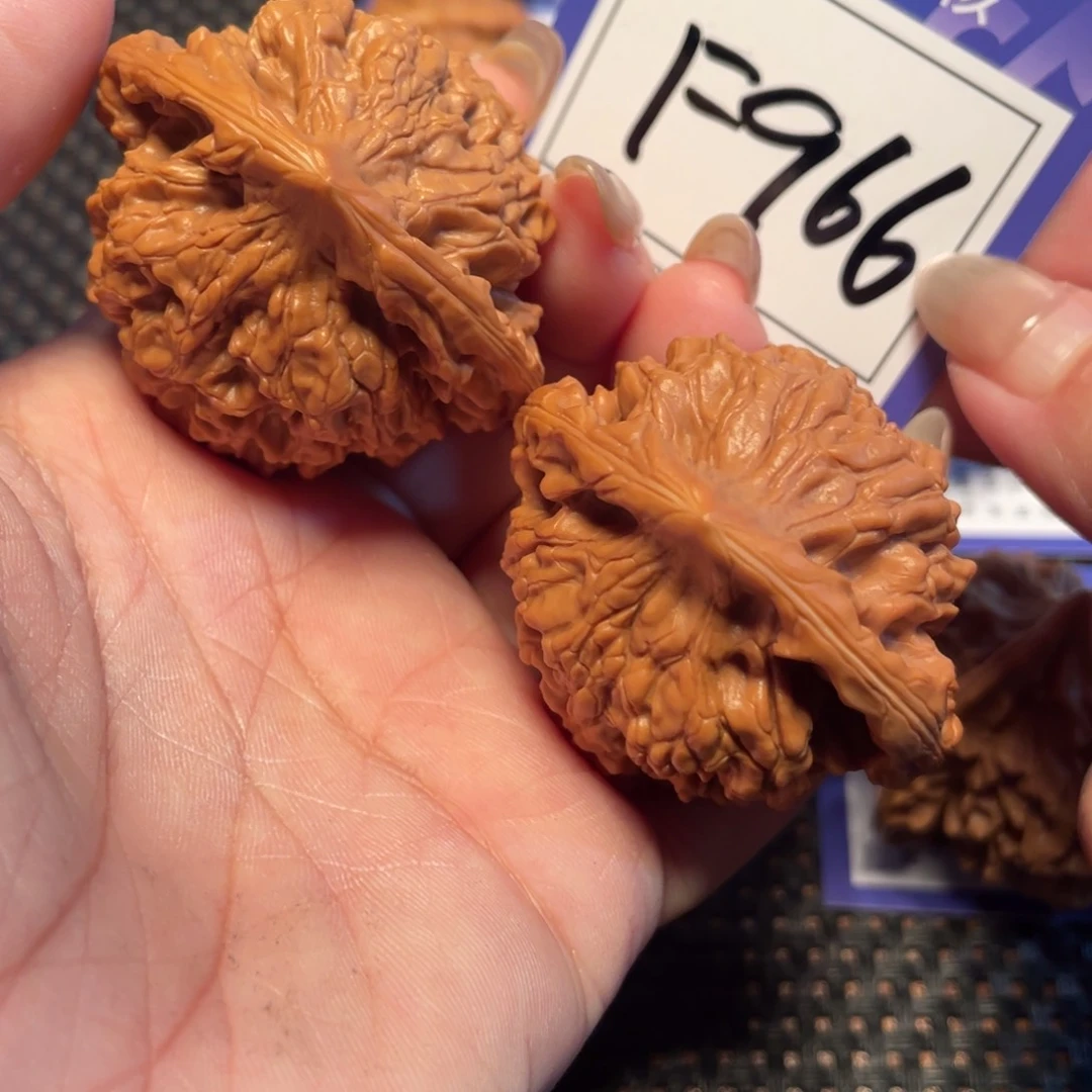 文玩核桃把件966号官帽47