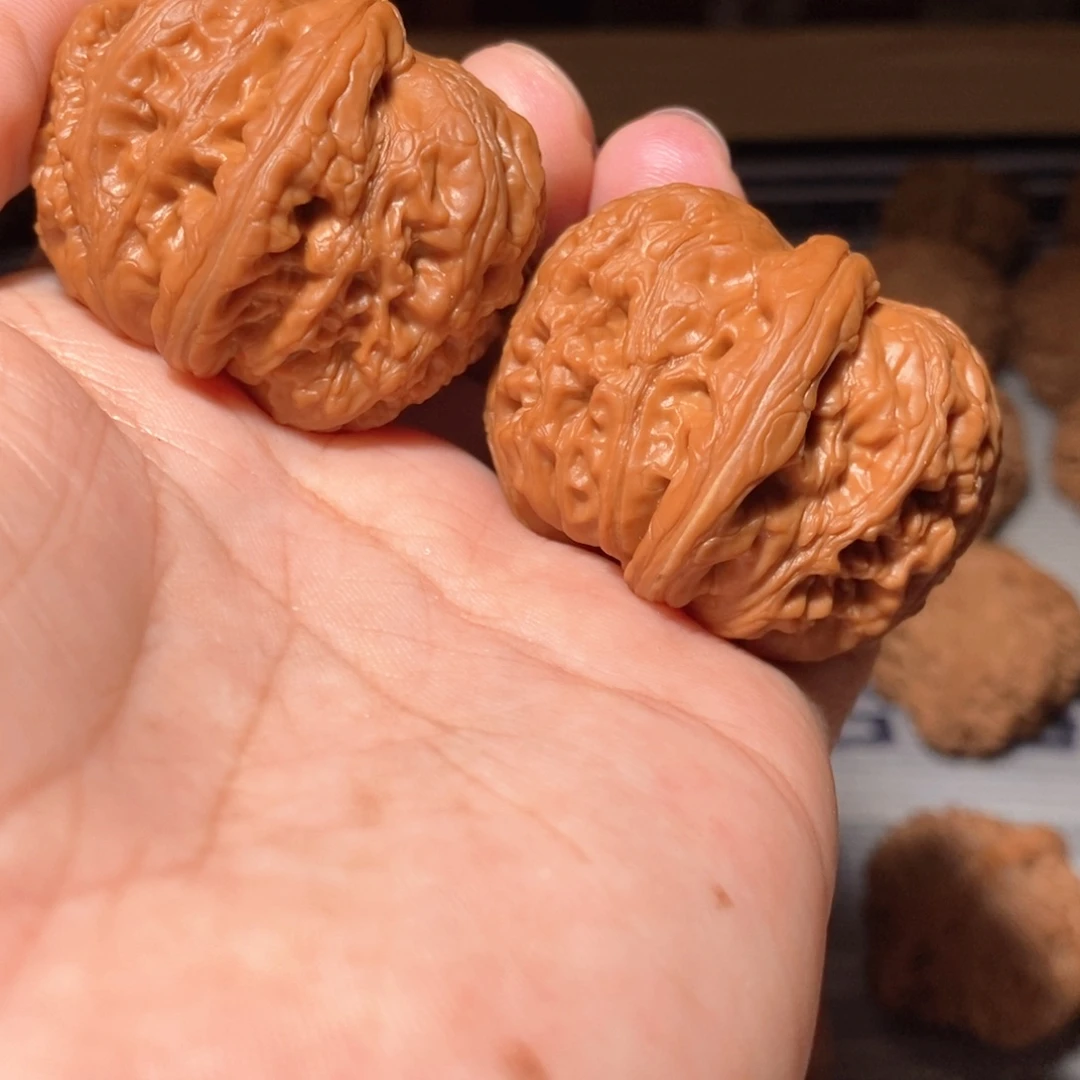 文玩核桃把件022元宝42大克重