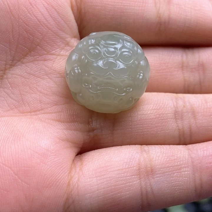 和田玉未镶嵌珠宝半成品